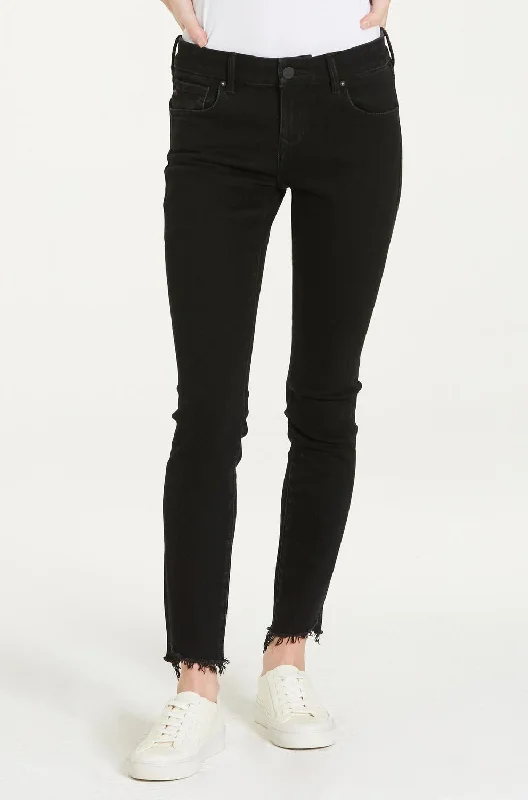 Women's Plus-Size Casual Outfit Joyrich Low Rise Skinny With Step Hem Jean In Black