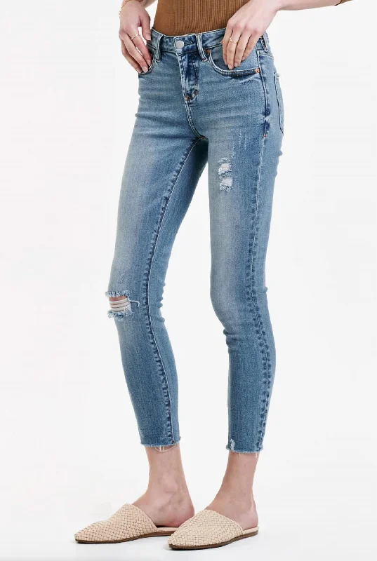 Timeless Women's Outfit Gisele Tahiti Mid Rise Skinny Jean In Denim